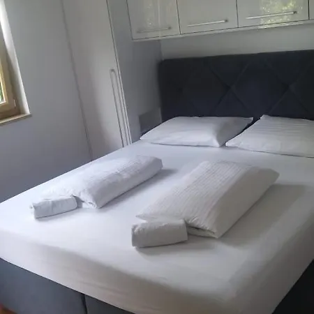 Larita Appartamento Makarska